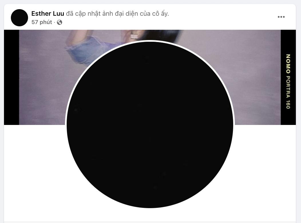 Sáng ngày 10/10, Hari Won đã thay đổi ảnh đại diện trên trang cá nhân thành màu đen khiến nhiều fan hâm mộ và bạn bè lo lắng.