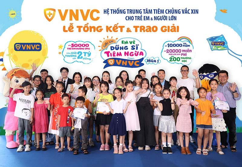 lễ tổng kết và trao giải em vẽ dũng sĩ tiêm ngừa