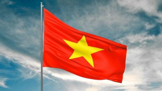 Hình nền lá cờ Việt Nam trên nền trời xanh